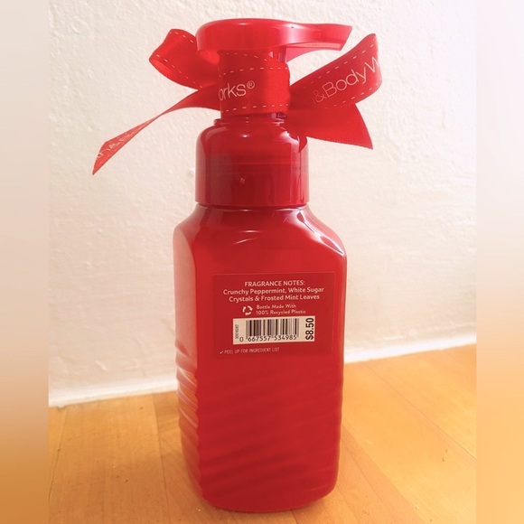 NWOT "CRUSHED CANDY CANE" Soap by Bed Bath & Beyond - Picture 2 of 2